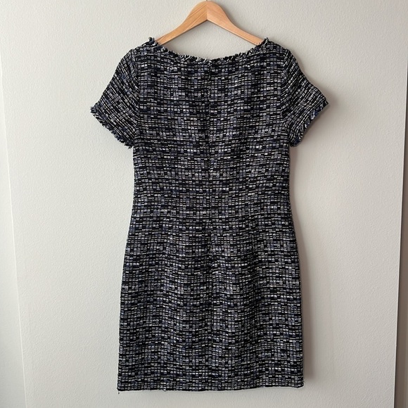 Banana Republic Tweed Shift Dress Midi Fringe Detail Short Sleeve Preppy Size 8 - Picture 6 of 7